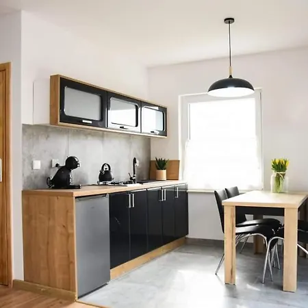 Nyaraló Akacjowy Zakatek Leba *