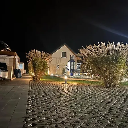 Akacjowy Zakatek Leba